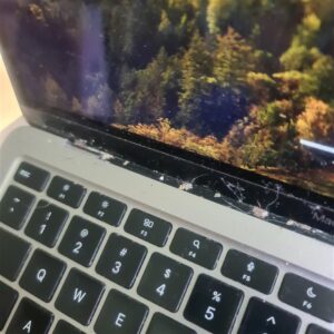 MacBook Air A2337 Battery Replacement and Heat Management