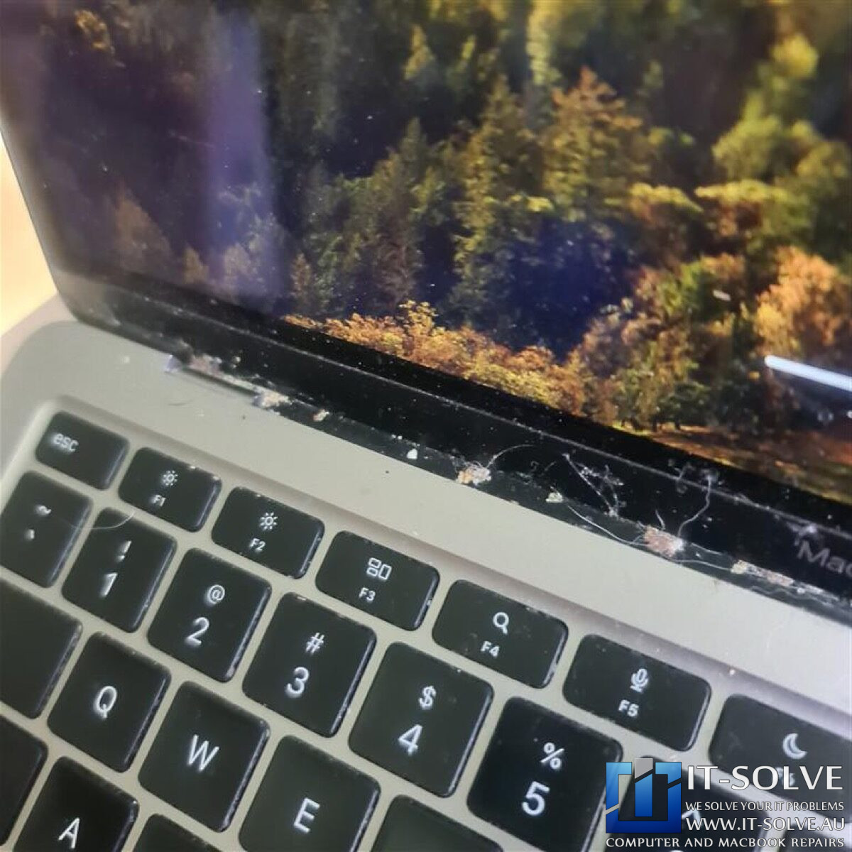 MacBook Air A2337 Battery Replacement and Heat Management