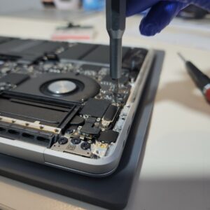 Photo showing the interior of the A1989 with the logic board exposed