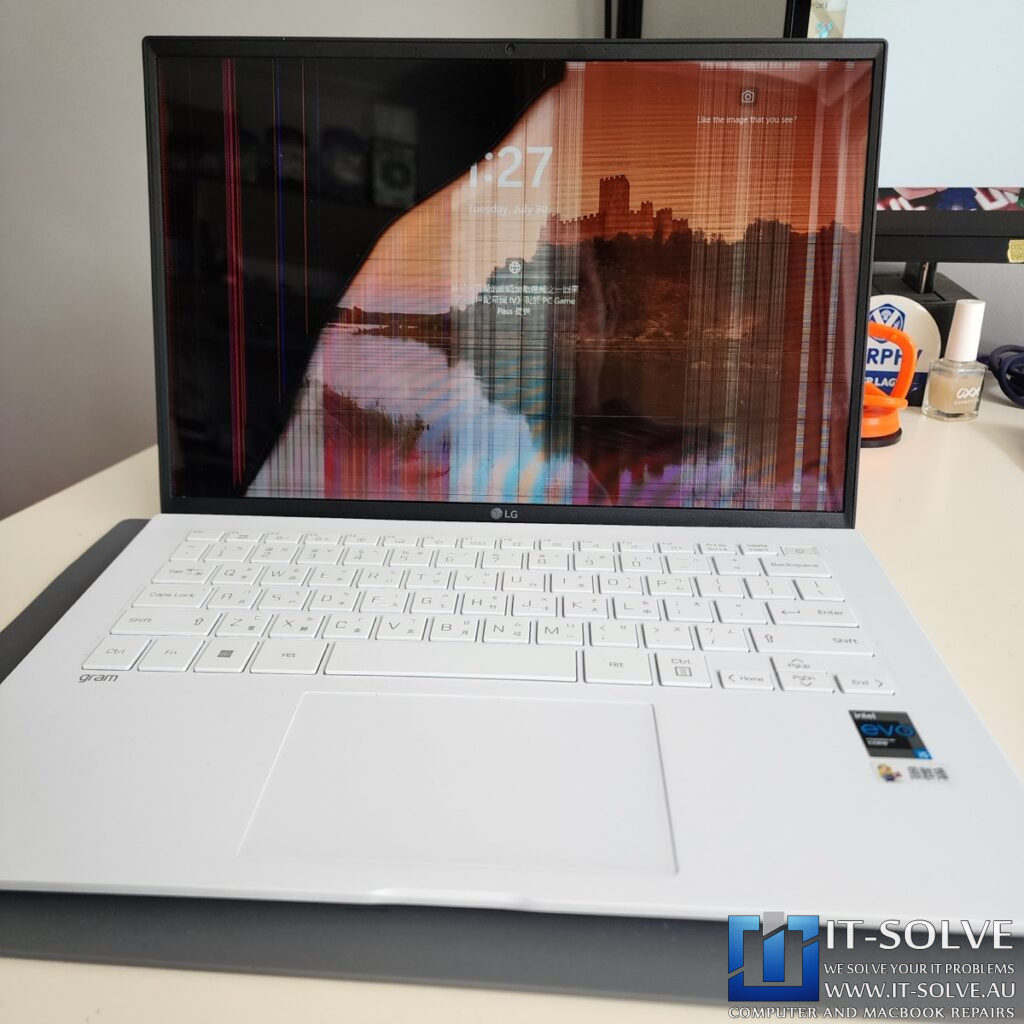 LG Gram Screen Repair: Fixing Colorful Lines and Cracks