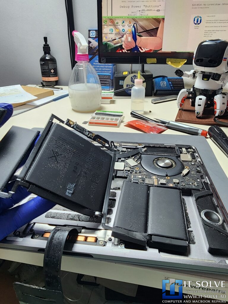MacBook Pro A1707 Battery Replacement