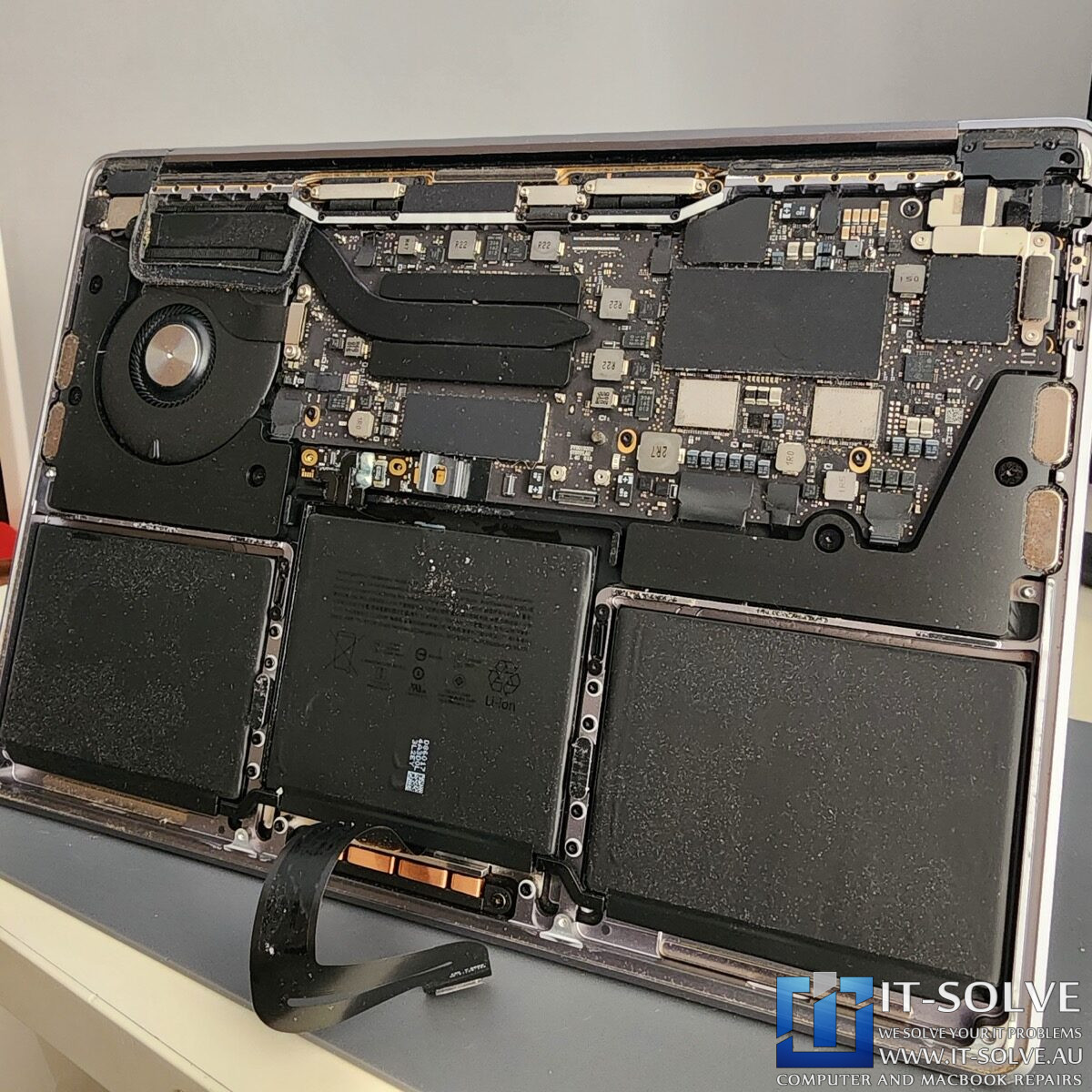 A2338 MacBook Pro Battery Replacement