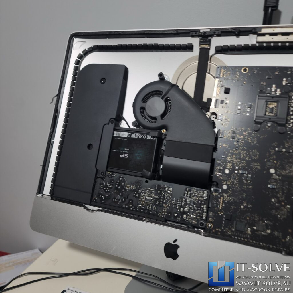 2017 21" iMac SSD Replacement – Resolving Slow Performance and Boot Failures